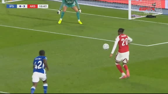Gol do Arsenal! Madueke amplia contra o Ipswich Town pela Copa da Liga Inglesa