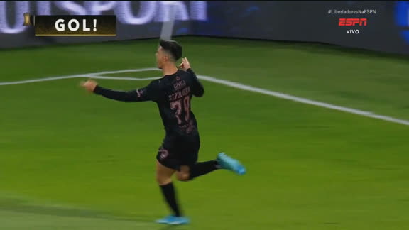 Gol do Platense! Sepúlveda recebe cruzamento na medida e faz 2 x 0 contra o Fluminense; VEJA