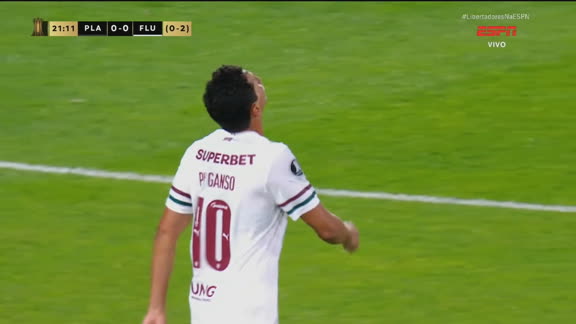 Que perigo! Ganso finaliza com muito 'veneno' e quase abre o placar em Platense x Fluminense; VEJA