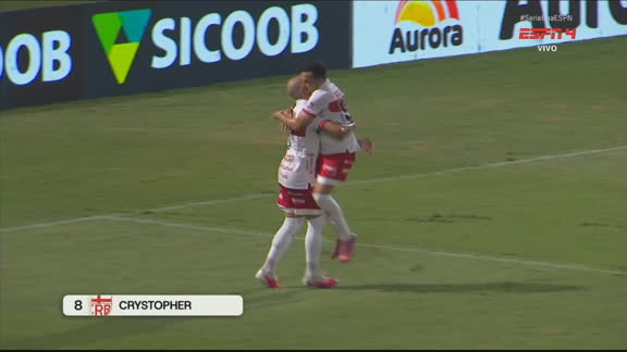 Gol do CRB! Crystopher bate da entrada da área, acerta o cantinho e faz 1 a 0 no Sport
