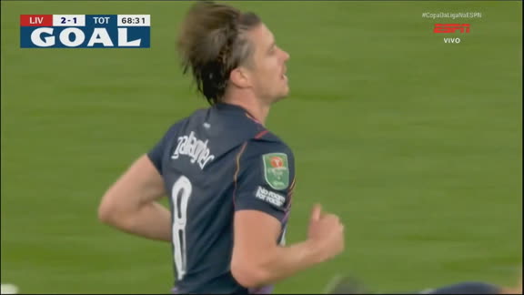 Gol do Tottenham! Após escanteio, Conor Gallagher cabeceia e dominui contra o Liverpool