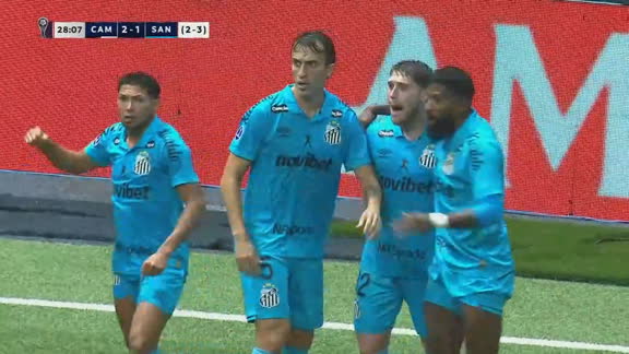 ¡Centro de Rollheiser y gol de Lyanco en contra para Santos!