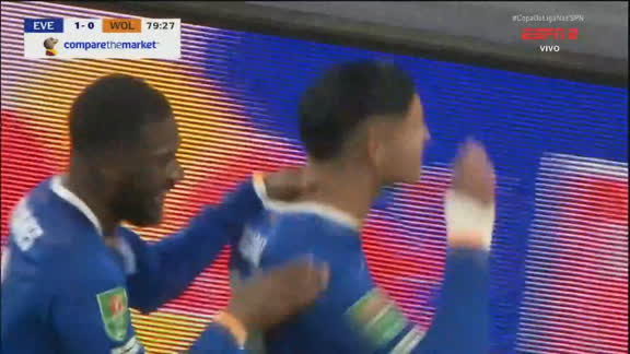 Gol do Everton! Carlos Alcaraz, ex-Flamengo, marca contra o Wolverhamptom pela Premier League