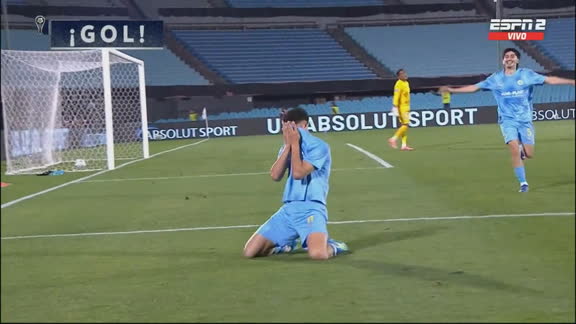 ¡Nahuel da Silva entró con gol y puso el 3 a 0 que le dio la clasificación a City Torque!