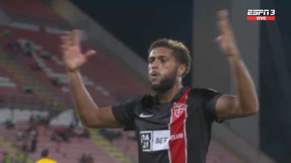 Varela firmó su doblete ante Sassuolo