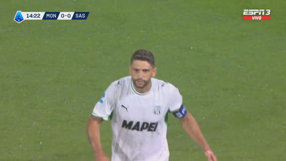 Berardi se perdió dos chances claras para adelantar a Sassuolo