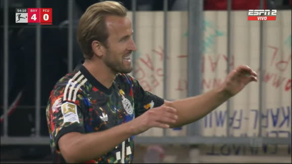¡Testazo y doblete! Harry Kane aumentó la goleada del Bayern Munich