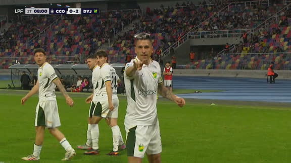 ¡Quemó la red! Leandro Fernández puso el 2 a 0 del Halcón en Santiago