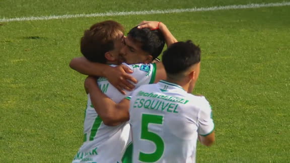 ¡Es el gol de la fecha! David Zalazar la colgó del ángulo para el empate de Banfield