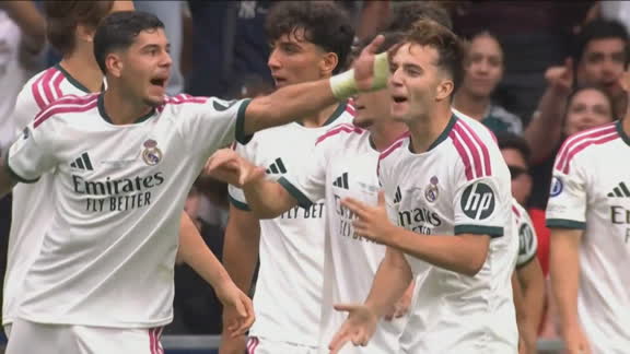 Yáñez se despachó con un gol de tiro libre para póner el 1-0 para Real Madrid