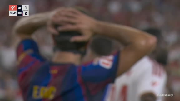 ¡Raphinha casi anota su triplete con un gol olímpico!