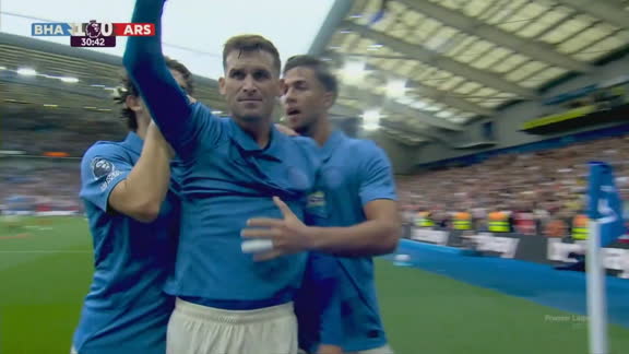 Gol do Brighton! Pascal Gross bate rasteiro e no cantinho e faz 1 a 0 no Arsenal
