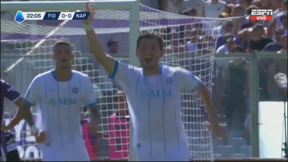 ¡Jugada preparada y gol del Napoli!
