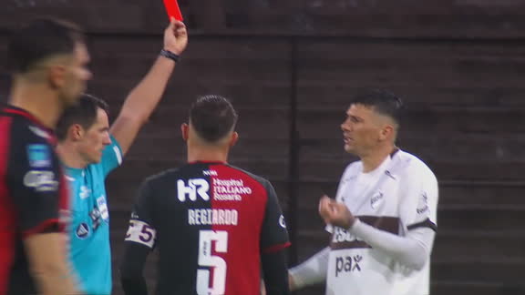 Ingenthron golpeó a Cóccaro y fue expulsado