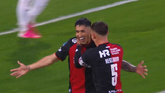 ¡Golazo de Solari para el 1-0 de Newell's en Vicente López!