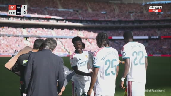 Gol del Atlético y... ¡Mourinho sacó a Vinícius!