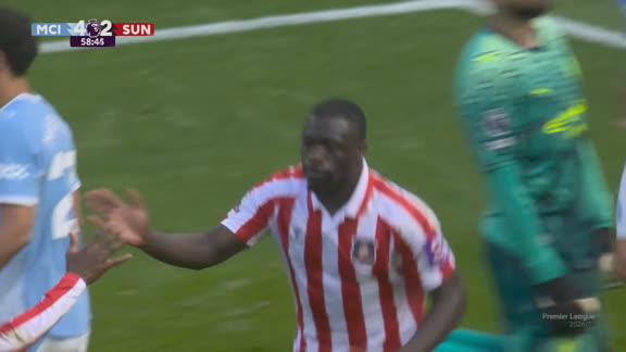 Nilson Angulo asistió y Brobbey selló su hat-trick ante el City