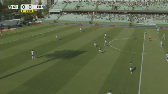 Começa o jogo! Goiás e Avaí se enfrentam pela 29ª rodada da Série B