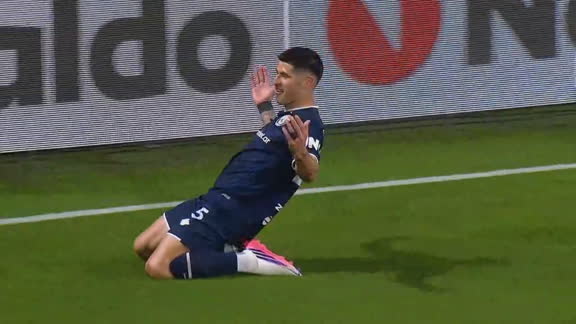 ¡De arriba, Florentín: Independiente Rivadavia al frente ante Barracas!