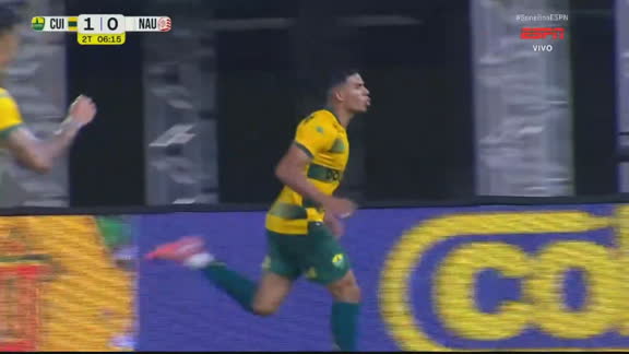 GOLAÇO DO CUIABÁ! Fábio Gomes dá passe de calcanhar, e Kauan Cristtyan empurra para o gol; VEJA