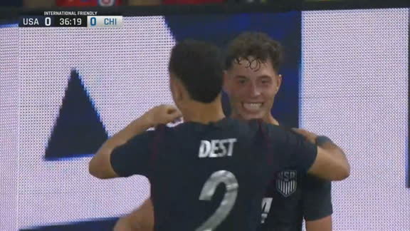 Jugada y defición perfecta para el primero de Estados Unidos