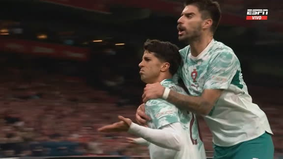 Definición mágica de Joao Cancelo para gritar el primero de Portugal