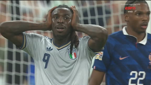 Gol anulado! Moise Kean balança as redes da França, mas lance é anulado por impedimento