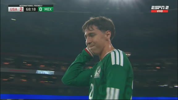 ¡De Amistoso no tiene nada! México, con uno menos por la roja a Chávez