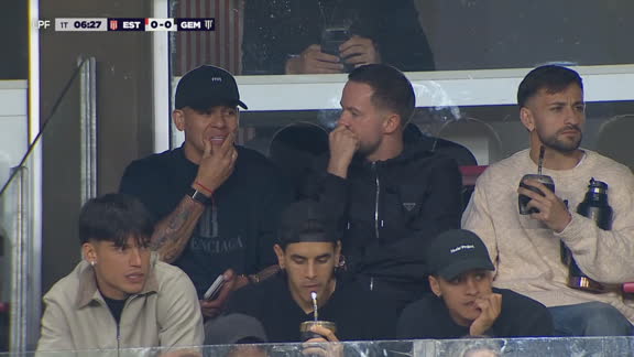 Marcos Rojo, presente en UNO para alentar al Pincha