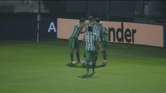 Golaço do Juventude! Raí Silva acerta chute de primeira, anota pintura e faz 1 a 0 na Ponte Preta
