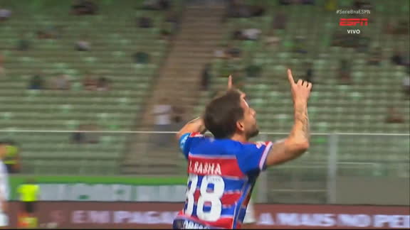 Gol do Fortaleza! Lucas Sasha pega rebote e abre o placar contra o América-MG; VEJA
