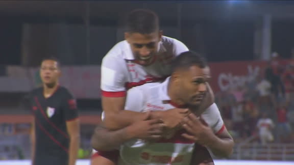 Virou goleada! Mikael encerra jejum de gols e amplia de pênalti para o CRB; VEJA