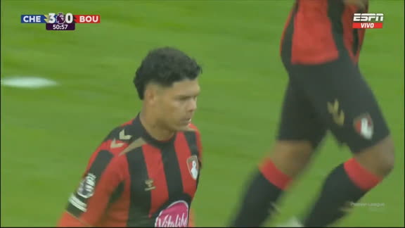 Evanilson puso el descuento para Bournemouth ante Chelsea