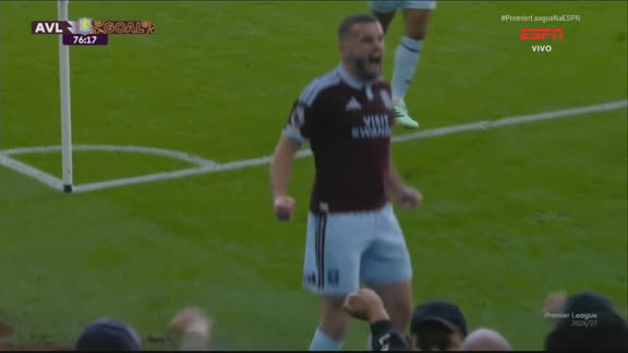 Golaço do Aston Villa! McGinn manda no ângulo para a virada contra o Brentford