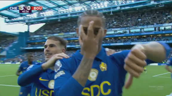 GOL DE JOÃO PEDRO! Pedro Neto dá assistência açucarada, e brasileiro faz 3 a 0 sobre o Bournemouth