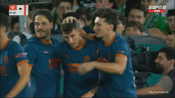 ¡Ley del ex! Desde los vestuarios, Dani Raba abrió el marcador ante Racing de Santander