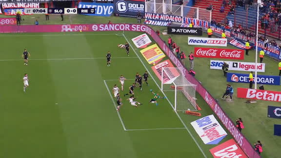 Arce, fenomenal para negarle el gol a San Lorenzo