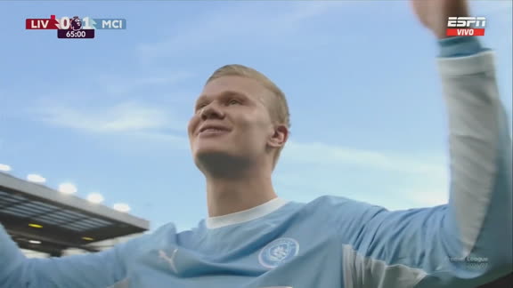 ¡Siempre aparece él! Gol de Haaland ante Liverpool