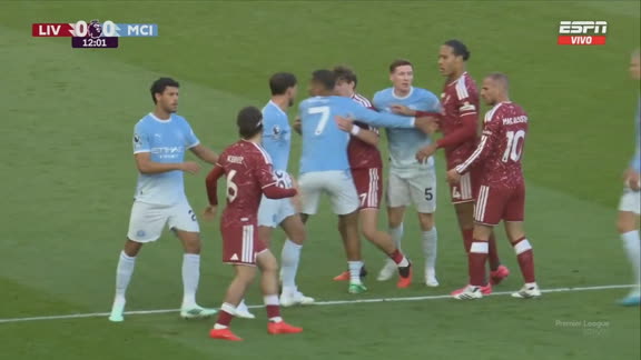 ¡Tranquilo, Alexis! Se picó entre Liverpool y el City