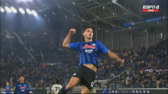 Bien de goleador: Krstovic le puso su firma al 3-0 de Atalanta