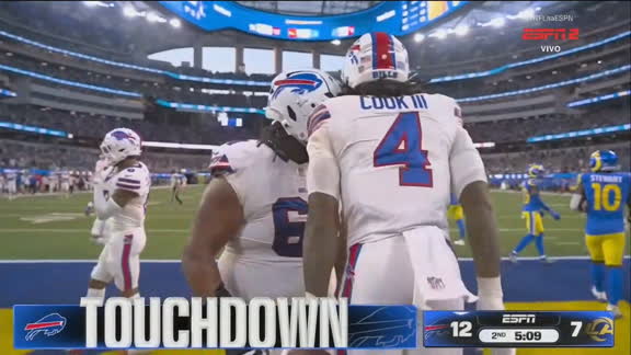 Touchdown Bills! James Cook "rabisca" defesa dos Rams e vira o jogo; VEJA