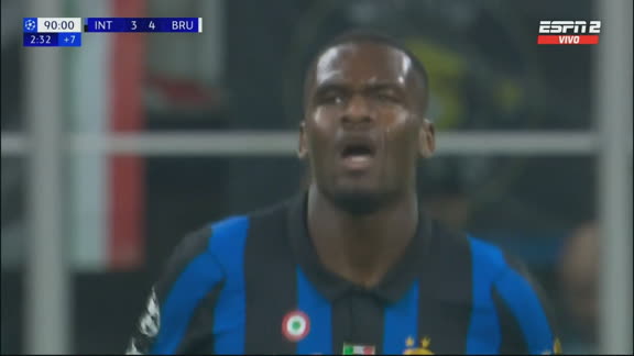 La colgó del ángulo: golazo de Bonny para el descuento de Inter