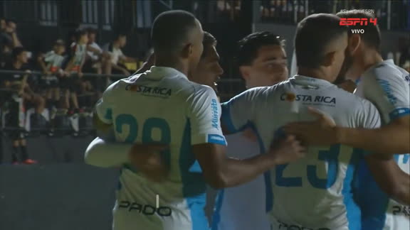 Gol do Londrina! Após bobeira do goleiro do Athletic, João Vitor abre o placar na Série B; VEJA