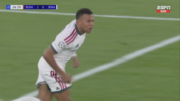 Con fortuna, Mbappé empató el partido para Real Madrid