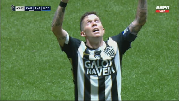 Minutos furiosos del Mineiro: Bernard anotó el 2-0 ante Montevideo City Torque
