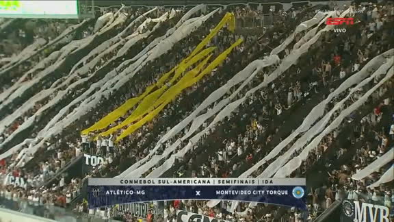 Noite de semifinal! Torcida do Galo faz linda festa antes de duelo contra o City Torque na Sul-Americana; VEJA
