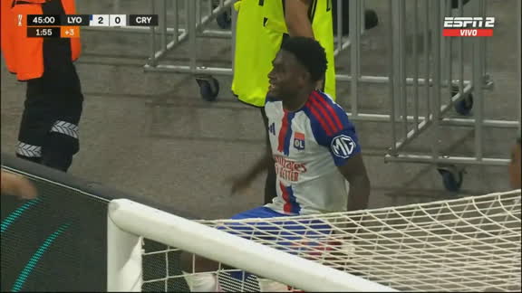 Nuamah coronó una gran jugada y anotó el 2-0 ante el Crystal Palace