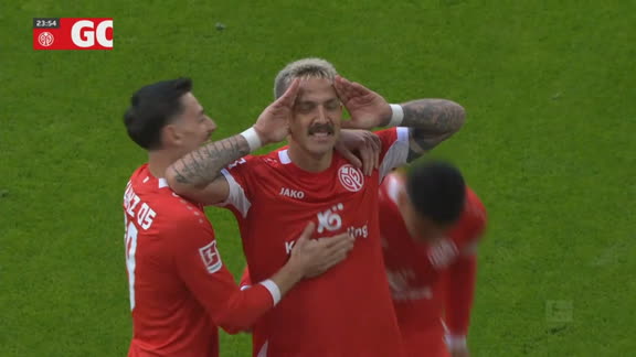 ¡Apareció Tietz en el área para el 1-0 del Mainz!