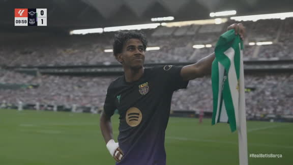 ¡Un golazo de crack! Lamine Yamal frotó la lámpara ante Betis