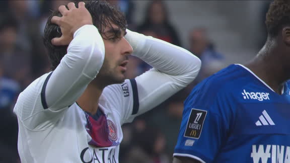 ¡PSG avisó con un cabezazo de Ferrán Torres!